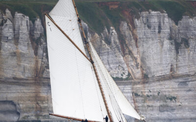 Mariquita, le phare et la falaise